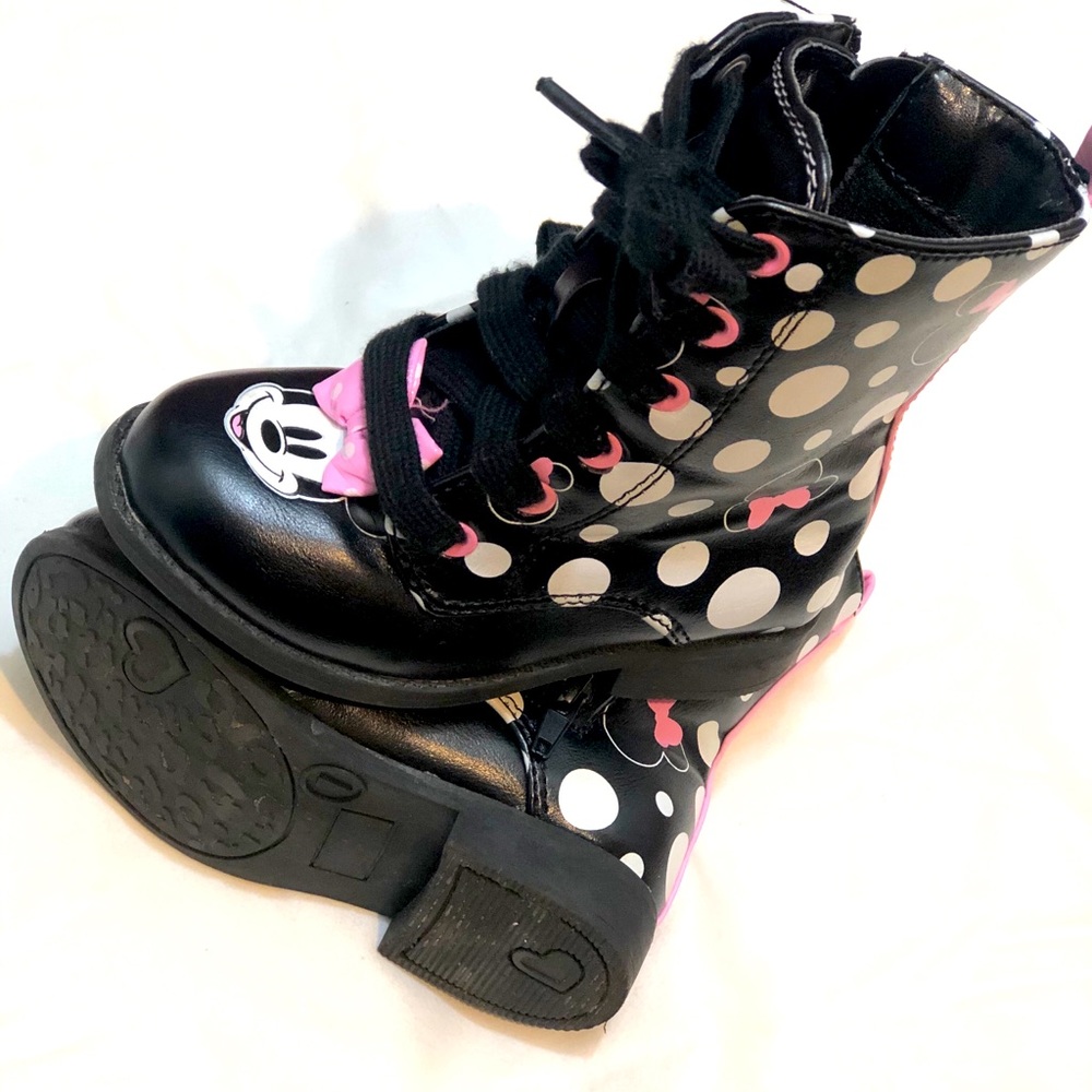 Minnie Mouse Boots!